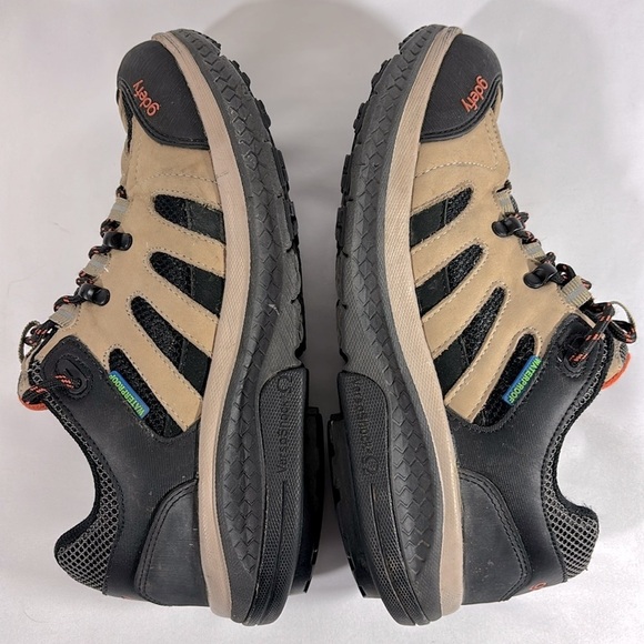 Gdefy Radius Hiking Shoes - Picture 3 of 12